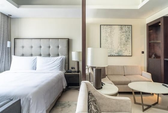 Burj Lake Hotel | Furnished Studio For Rent, picture 5