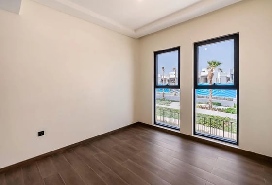 Townhouse for rent in Portofino, Damac Lagoons, picture 6