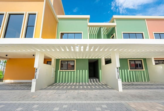 Townhouse for rent in Portofino, Damac Lagoons, picture 1