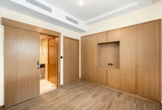 Townhouse for rent in Portofino, Damac Lagoons, picture 9