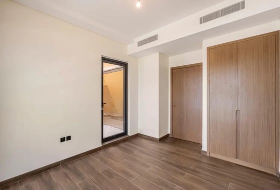 Townhouse for rent in Portofino, Damac Lagoons, picture 7
