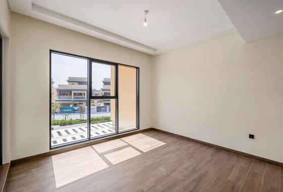 Townhouse for rent in Portofino, Damac Lagoons, picture 5