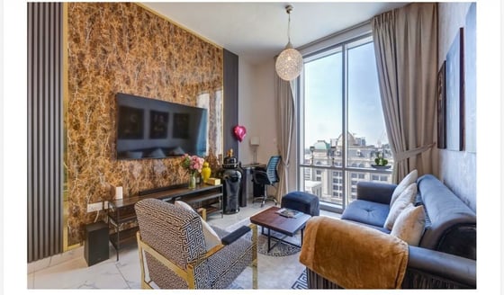 Elegant | Pool View | 2 Cheques | Fully Furnished, picture 1